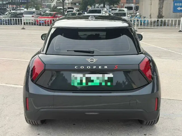 MINI Cooper — Фото автомобиля 8