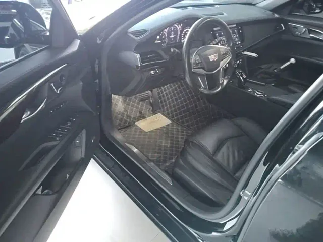 Cadillac CT6 — Фото автомобиля 15