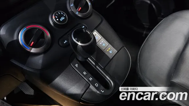 Hyundai Casper — Фото автомобиля 9