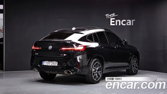 Фотография автомобиля — BMW X4 G02