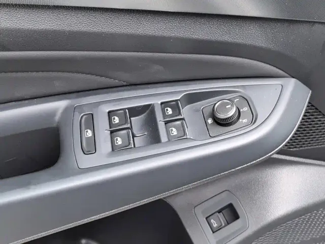Volkswagen Passat — Фото автомобиля 9