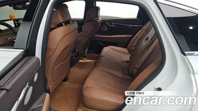 Genesis G80 Бензин 2.5 турбо AWD — Фото автомобиля 10