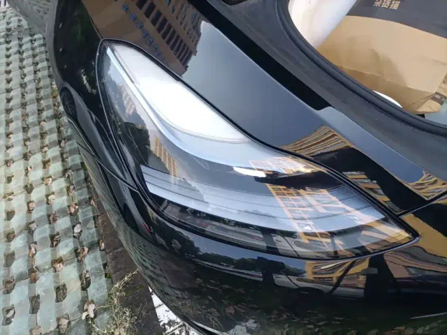 Tesla Model Y — Фото автомобиля 7