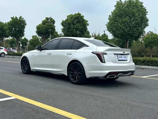 Cadillac CT5 — Фото автомобиля 7