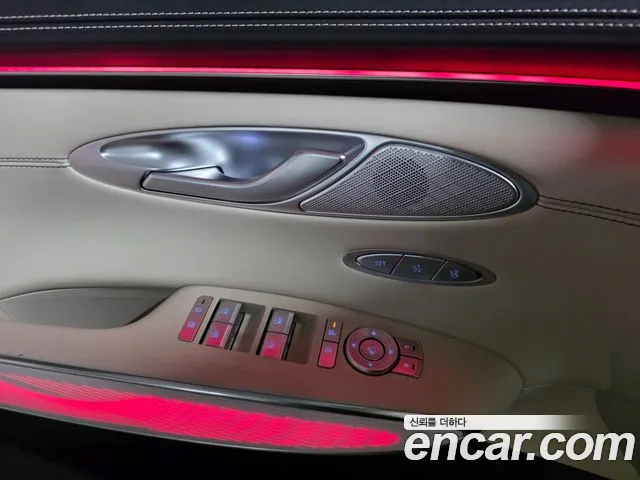 Genesis GV70 — Фото автомобиля 13