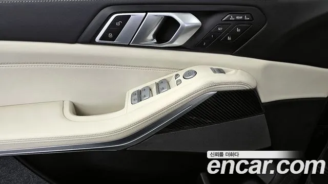 BMW X7 — Фото автомобиля 30