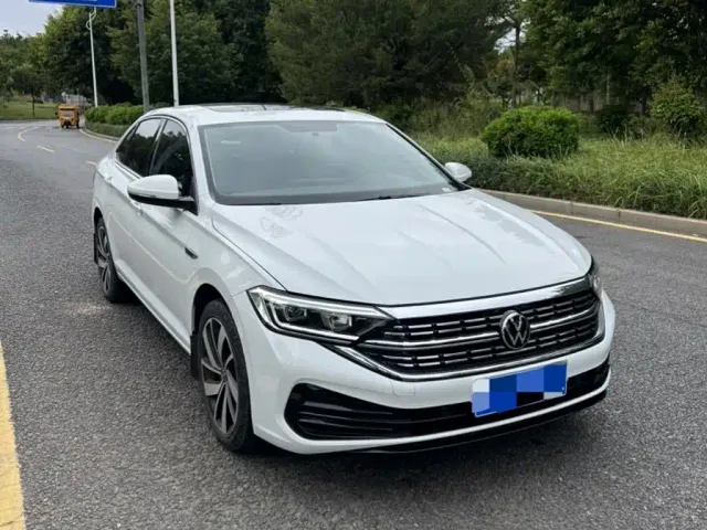 Volkswagen Sagitar — Фото автомобиля 3