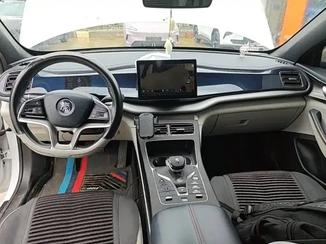 BYD Qin PLUS — Фото автомобиля 9