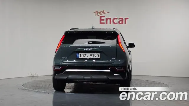 Kia Niro The All New Niro Signature — Фото автомобиля 4