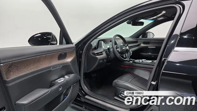 Genesis G90 Бензин 3.5 турбо AWD — Фото автомобиля 10