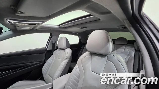 Hyundai Avante CN7 — Фото автомобиля 11
