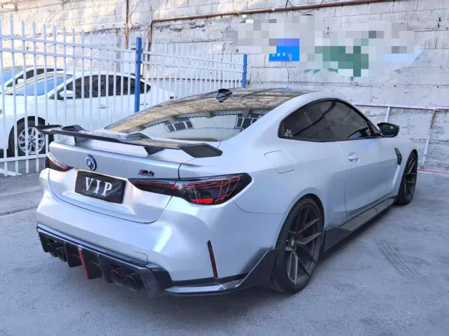 BMW M4 — Фото автомобиля 10