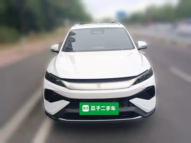 BYD Song Pro — Фото автомобиля 2