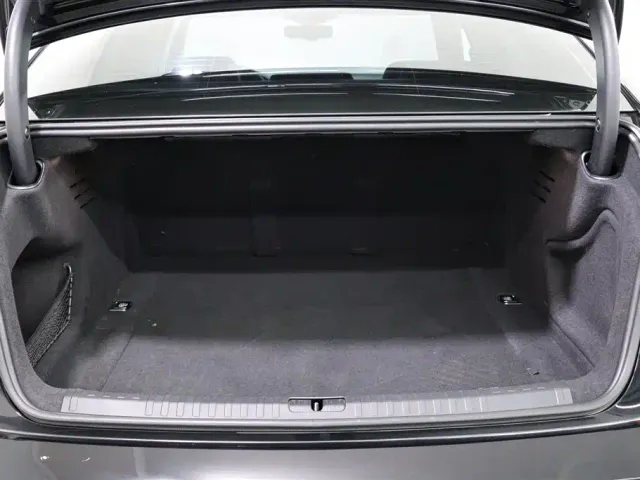 Audi A6L — Фото автомобиля 23