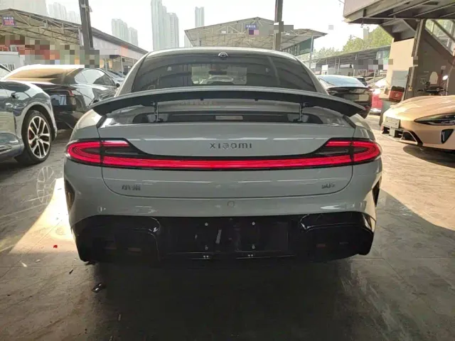 Xiaomi SU7 — Фото автомобиля 5