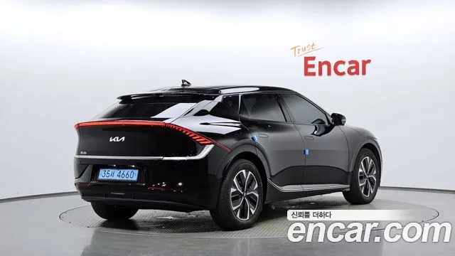 Фотография автомобиля — Kia EV6