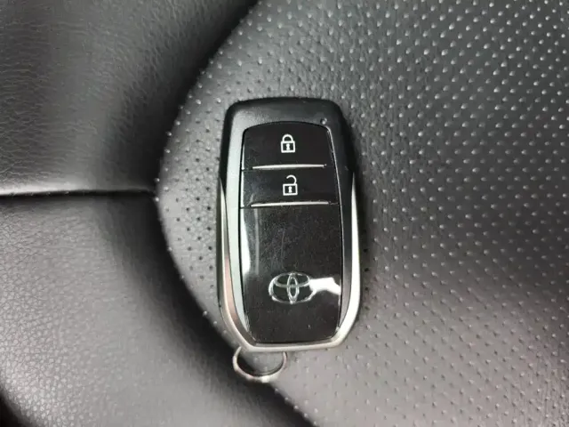 Toyota Highlander — Фото автомобиля 11
