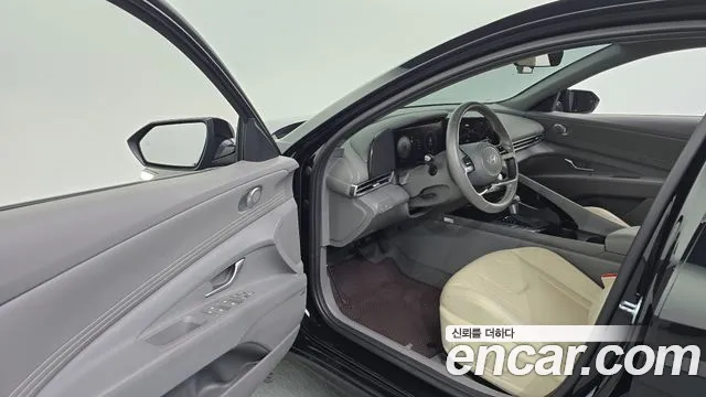 Hyundai Avante CN7 — Фото автомобиля 15