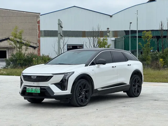 Фотография автомобиля — Cadillac Optiq