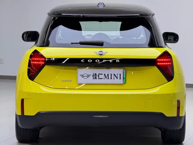MINI Cooper — Фото автомобиля 19