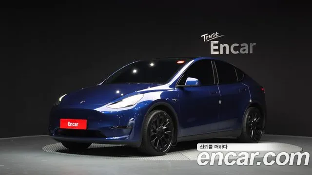 Фотография автомобиля — Tesla Model Y