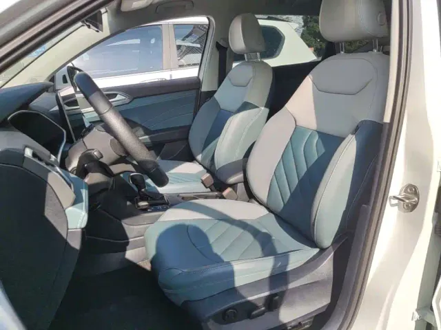 Volkswagen Tharu — Фото автомобиля 14