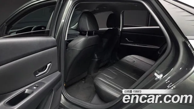 Hyundai Avante CN7 — Фото автомобиля 16
