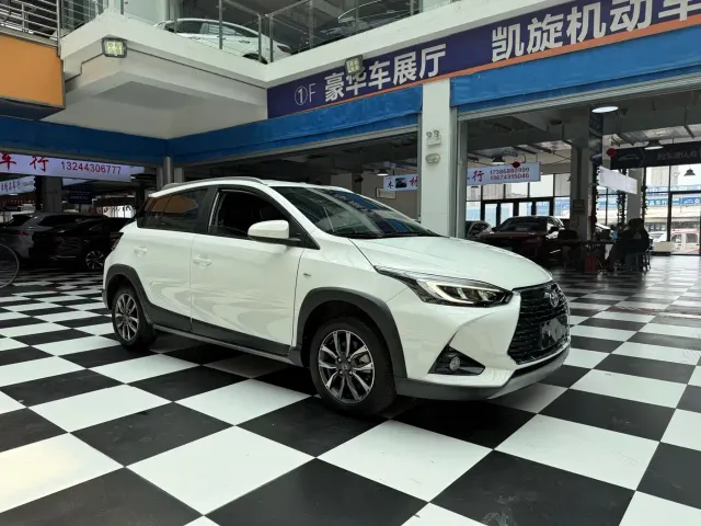 Toyota YARiS L Zhi Xuan — Фото автомобиля 3