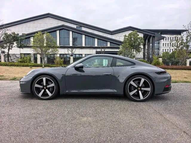 Porsche 911 — Фото автомобиля 7