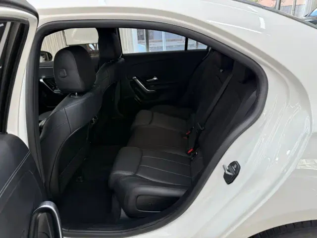 Mercedes-Benz A-Class — Фото автомобиля 18