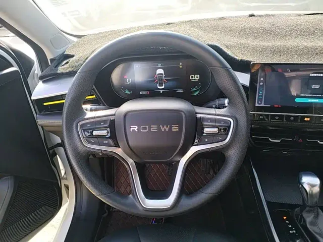 Roewe i5 — Фото автомобиля 10