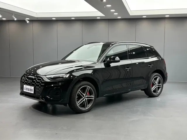 Фотография автомобиля — Audi SQ5