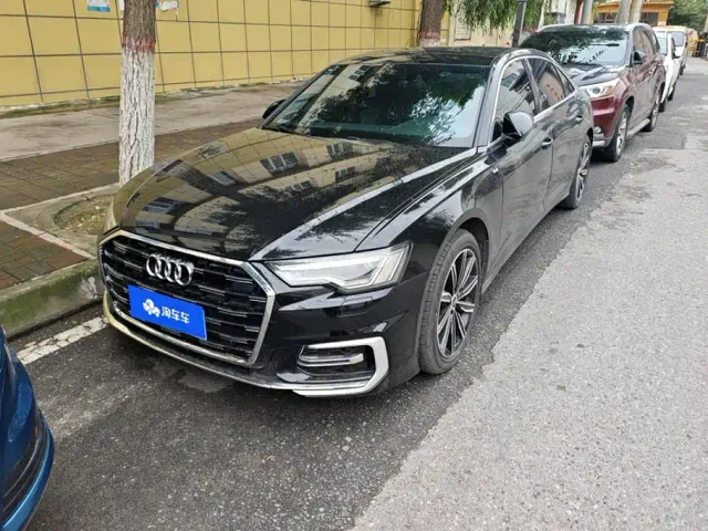 Фотография автомобиля — Audi A6L