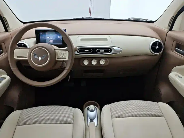 Wuling Hongguang Mini EV — Фото автомобиля 12