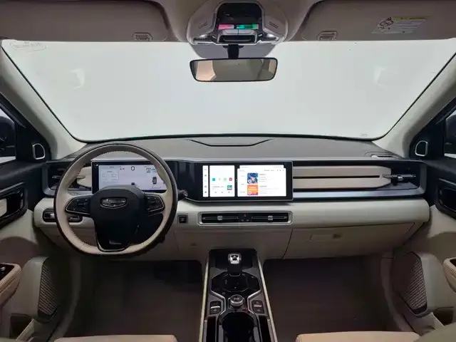 Geely ICON — Фото автомобиля 9