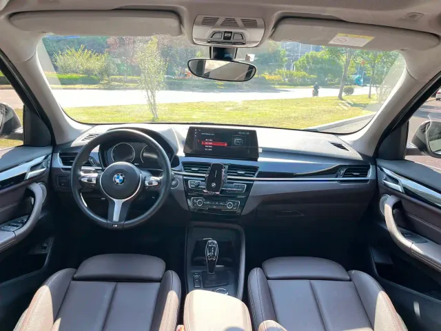 BMW X1 — Фото автомобиля 11