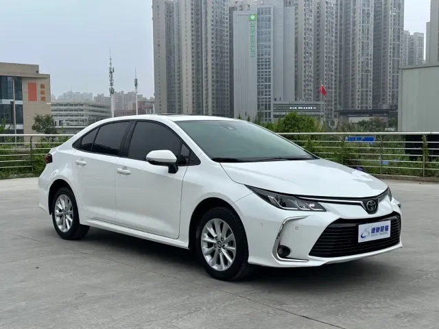Toyota Corolla — Фото автомобиля 3