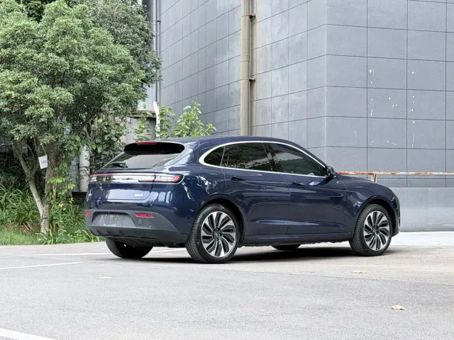 Aito M5 — Фото автомобиля 5