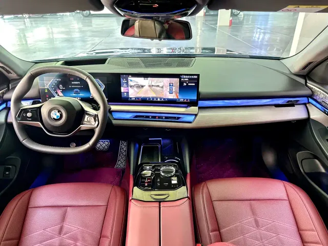 BMW 5 Series — Фото автомобиля 7