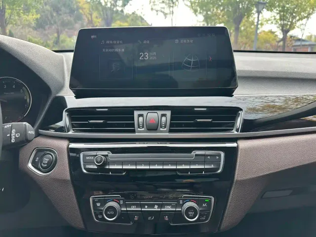 BMW X1 — Фото автомобиля 17