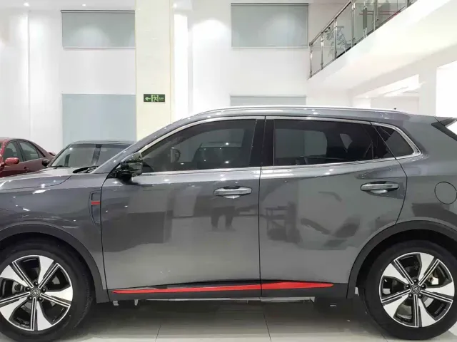 Changan CS55 Plus — Фото автомобиля 13