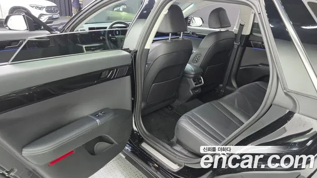 Hyundai Grandeur Grandeur (GN7) 3.5 Бензин 2WD — Фото автомобиля 10