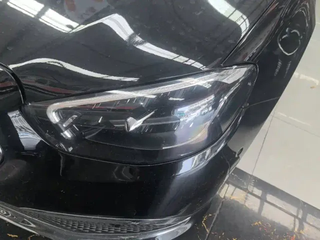 Mercedes-Benz E-Class — Фото автомобиля 23