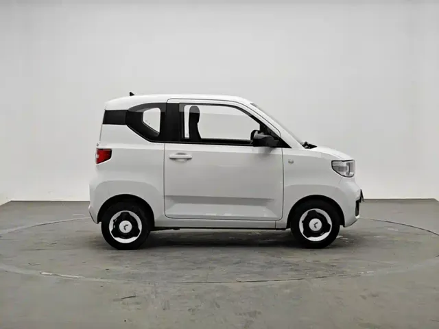 Wuling Hongguang Mini EV — Фото автомобиля 3