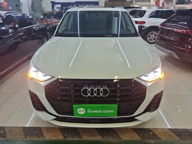 Audi Q3 — Фото автомобиля 2