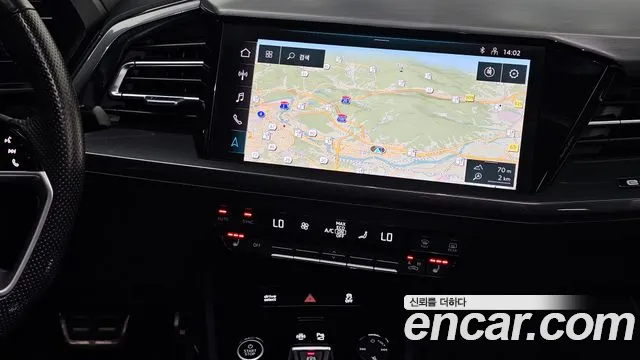 Audi Q4 e-tron — Фото автомобиля 13