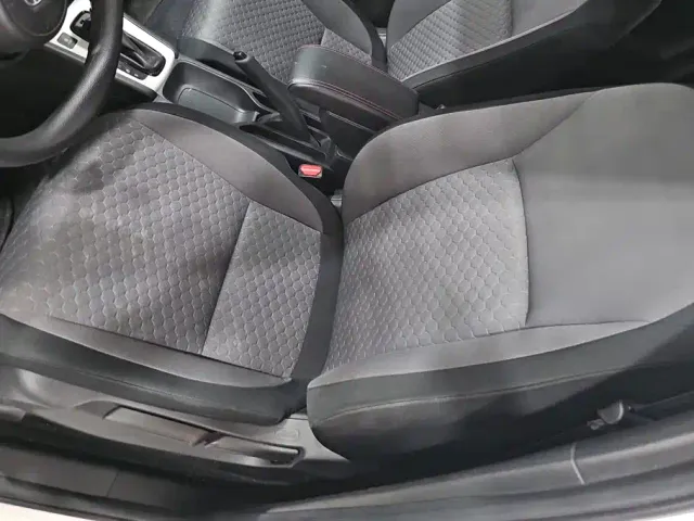 Honda Fit — Фото автомобиля 9