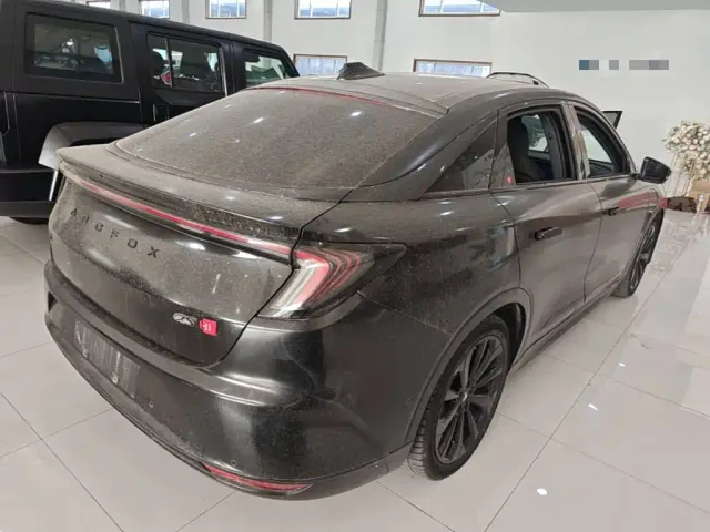 Arcfox Alpha S — Фото автомобиля 4