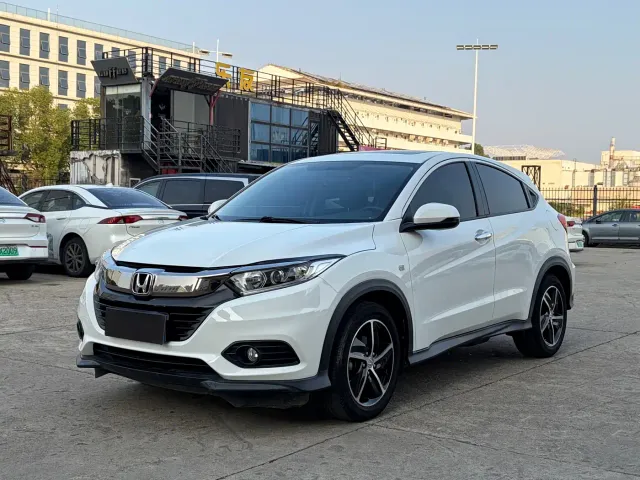 Фотография автомобиля — Honda Vezel