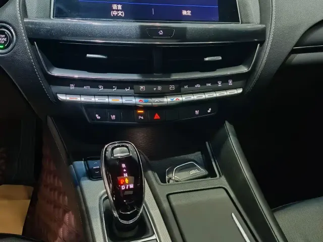 Cadillac CT5 — Фото автомобиля 6